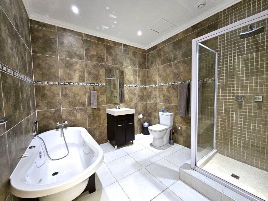 Commercial Property for Sale in Hartenbos Central Western Cape
